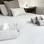200 Mt Dal Centro La Piazzetta 公寓