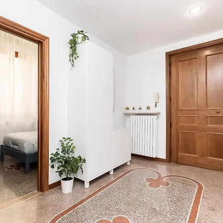 200 Mt Dal Centro La Piazzetta *