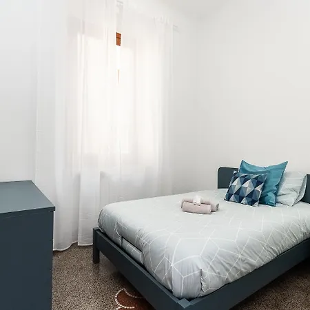 200 Mt Dal Centro La Piazzetta Appartement *