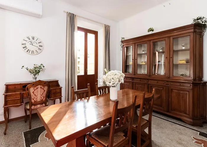 Apartament 200 Mt Dal Centro La Piazzetta Varazze