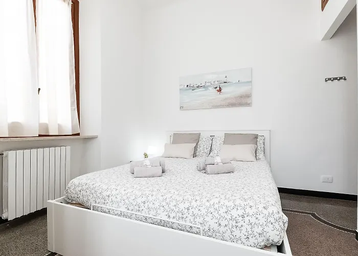 200 Mt Dal Centro La Piazzetta Apartament