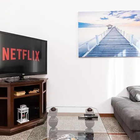 200 Mt Dal Centro La Piazzetta Apartamento