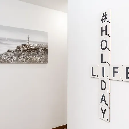 200 Mt Dal Centro La Piazzetta 瓦拉泽