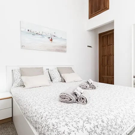 Apartment 200 Mt Dal Centro La Piazzetta Varazze