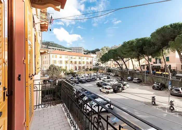 200 Mt Dal Centro La Piazzetta Varazze