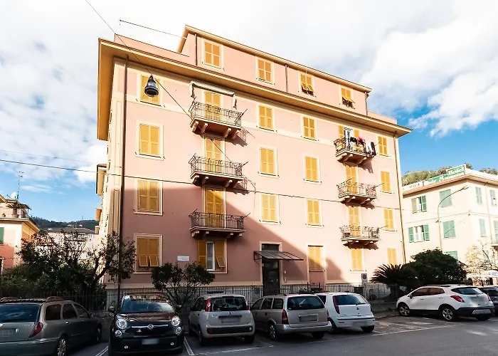 200 Mt Dal Centro La Piazzetta * Varazze