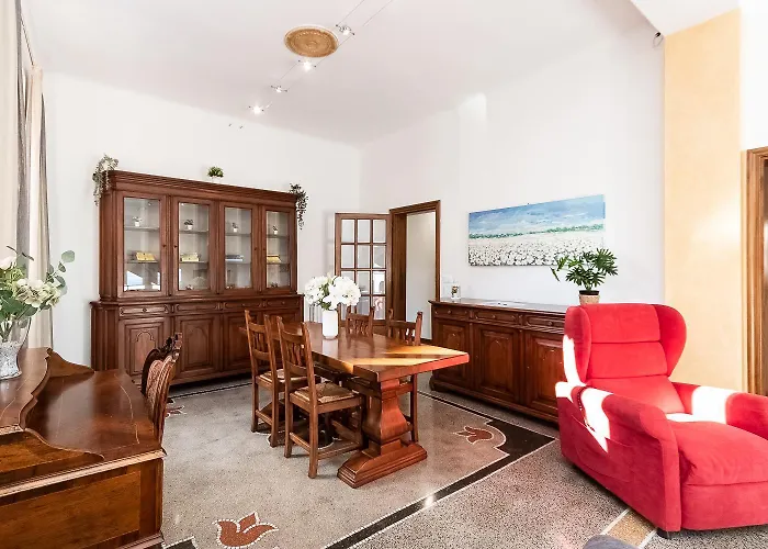 Apartamento 200 Mt Dal Centro La Piazzetta *