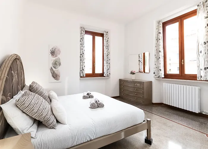 200 Mt Dal Centro La Piazzetta Apartamento Varazze